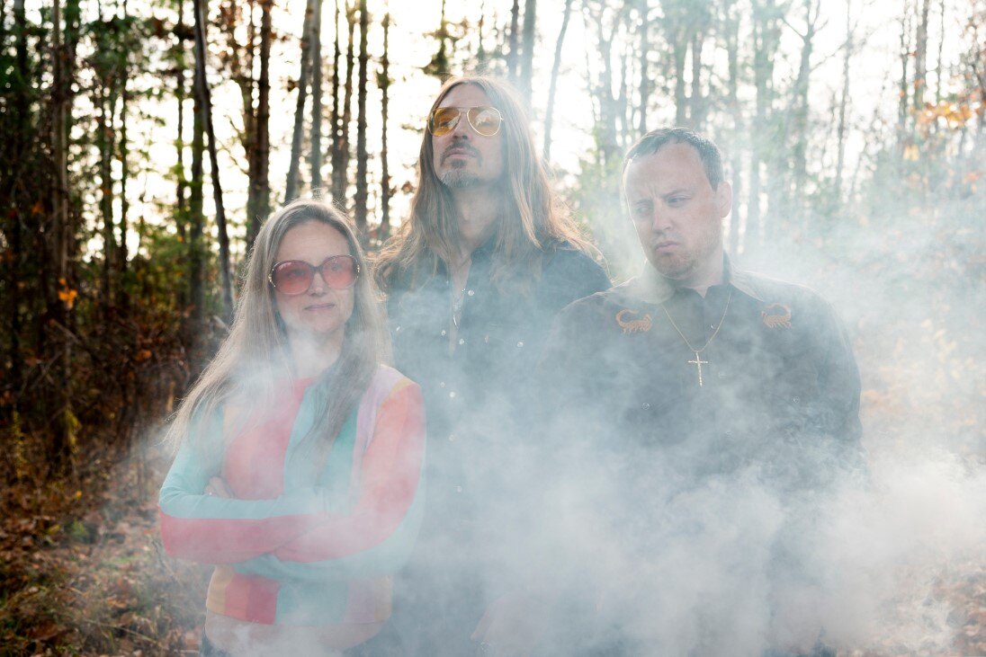 Heavy Psychedelic Act AAWKS Release New Single "The Figure"