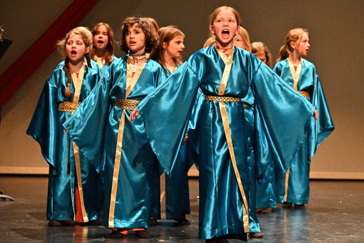Voices of Christmas verwarmt Brussel op 26 december met o.a. Elise Caluwaerts