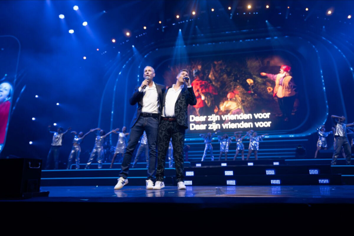 Het dak van het Sportpaleis ging er deze avond af tijdens de Studio 100 SingAlong!
