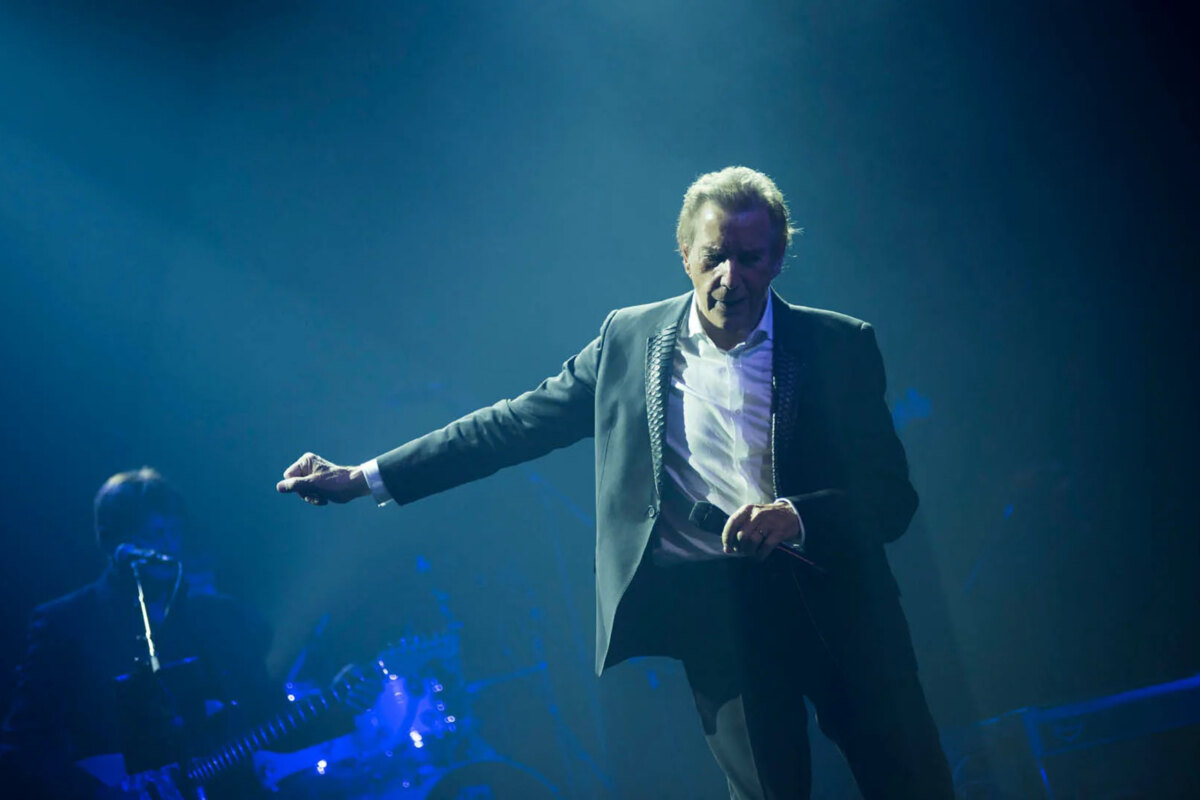 Ben Crabbé gastheer op 'Will Tura nodigt uit' in het Sportpaleis