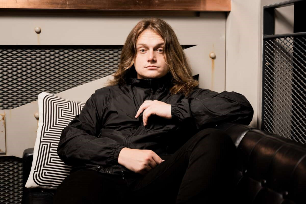 Jamie Webster's 'Sing Your Tears' OUT NOW ahead of third album!