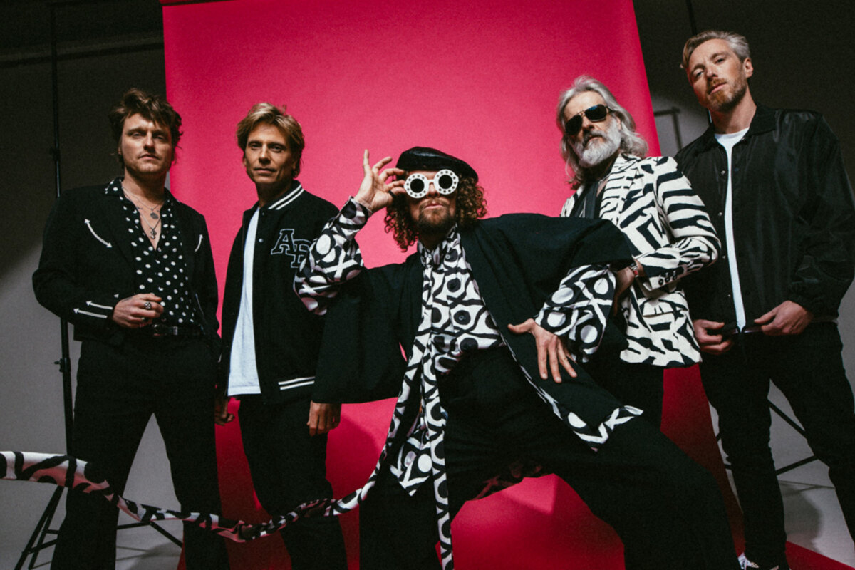DI-RECT met succesvolle 'Sphinx' clubtour in Trix, Antwerpen