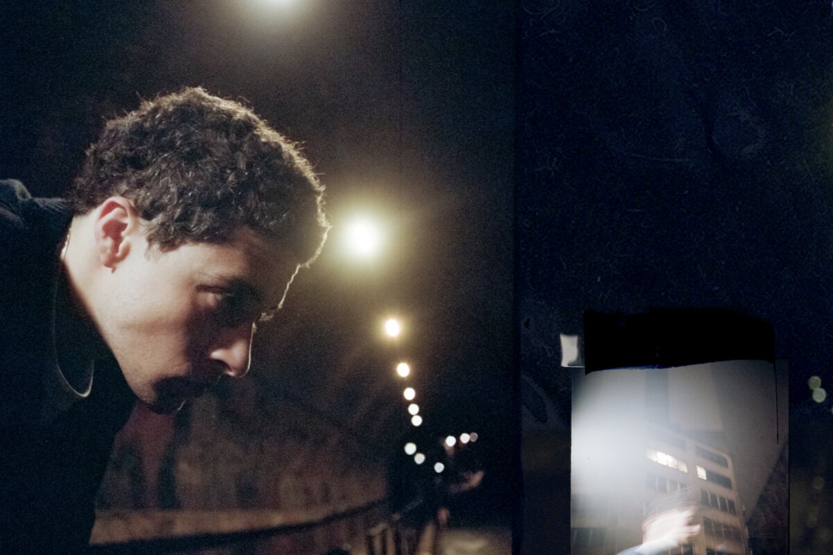 Senna JMB lost 'Lotus', een nieuwe track uit debuutalbum