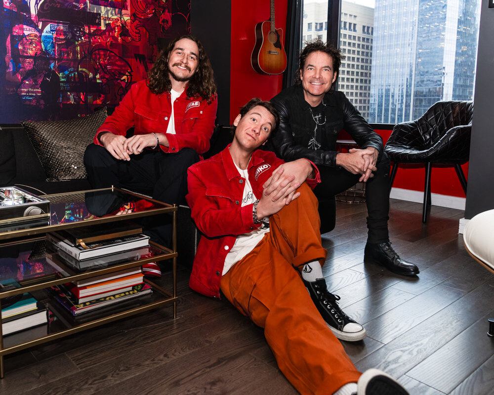 NIIKO X SWAE Join Forces with Multi-Grammy Award-Winning Band Train for ‘Serious’