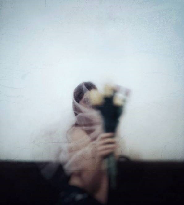  Outstanding dreamy debut SET FEUX single 'Say It Again' out now