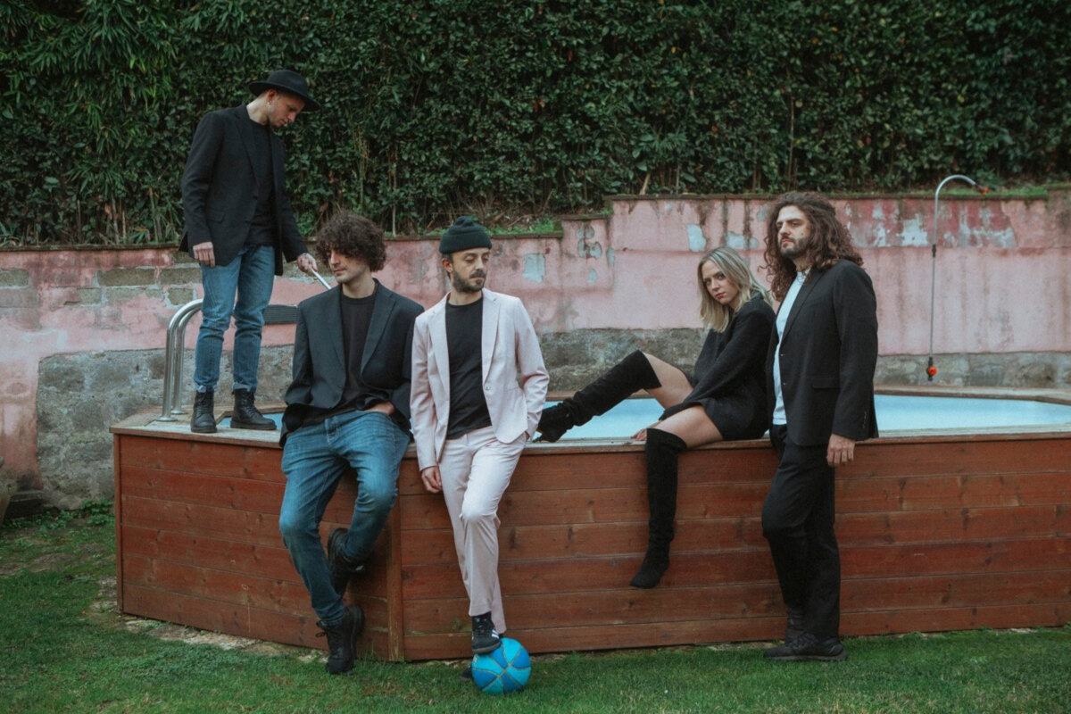 Modell release new album "Turning Point"