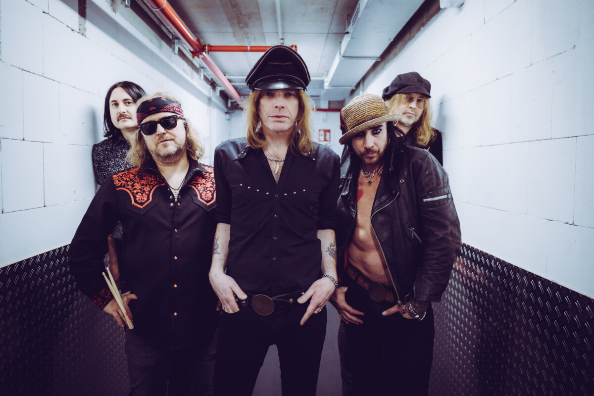 The Hellacopters Release Documentary "Let's Talk Grande Rock Revisited" + "Grande Rock Revisited"