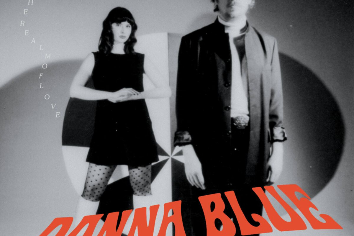 Donna Blue brengt nieuw album Into The Realm of Love uit