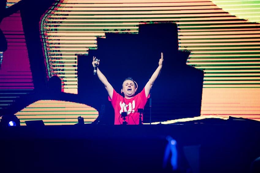 DJ WARD: “Als Joost Klein met zijn ‘Europapa’ in de jaren negentig was uitgekomen, was de kans groot dat hij op ons ‘I Love the 90’s’-podium had gestaan”