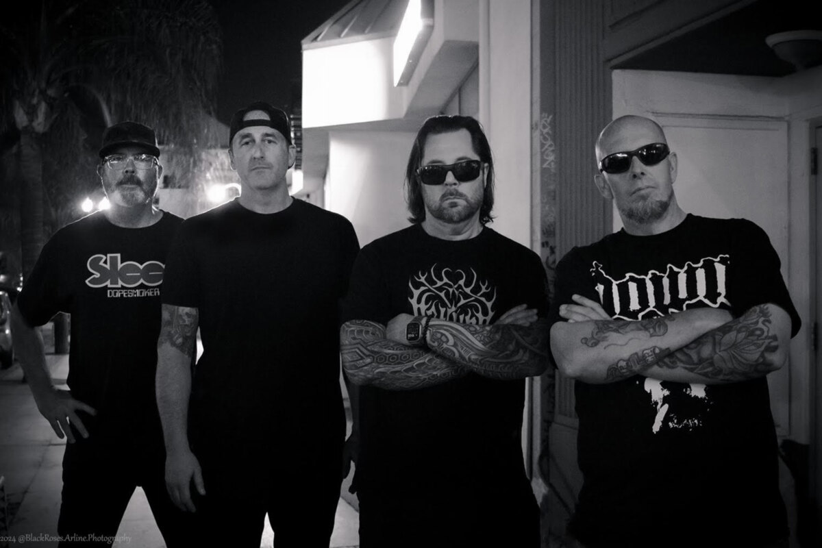 Stoner Doom Powerhouse Sea Of Snakes  Debuts New Single "Passenger"