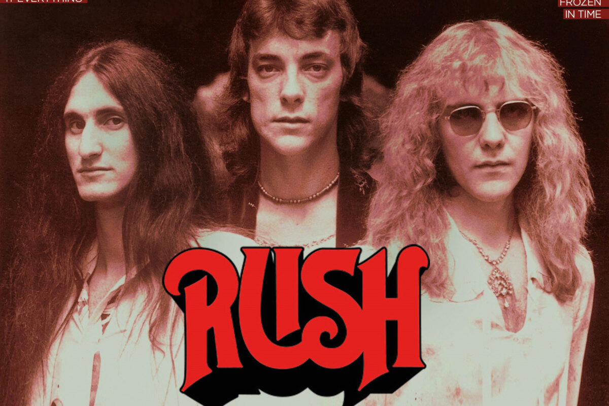 Def Leppard guitarist Phil Collen and bassist Rick Savage go deep with Rock Candy Mag on the making of their classic ‘Pyromania’ album.