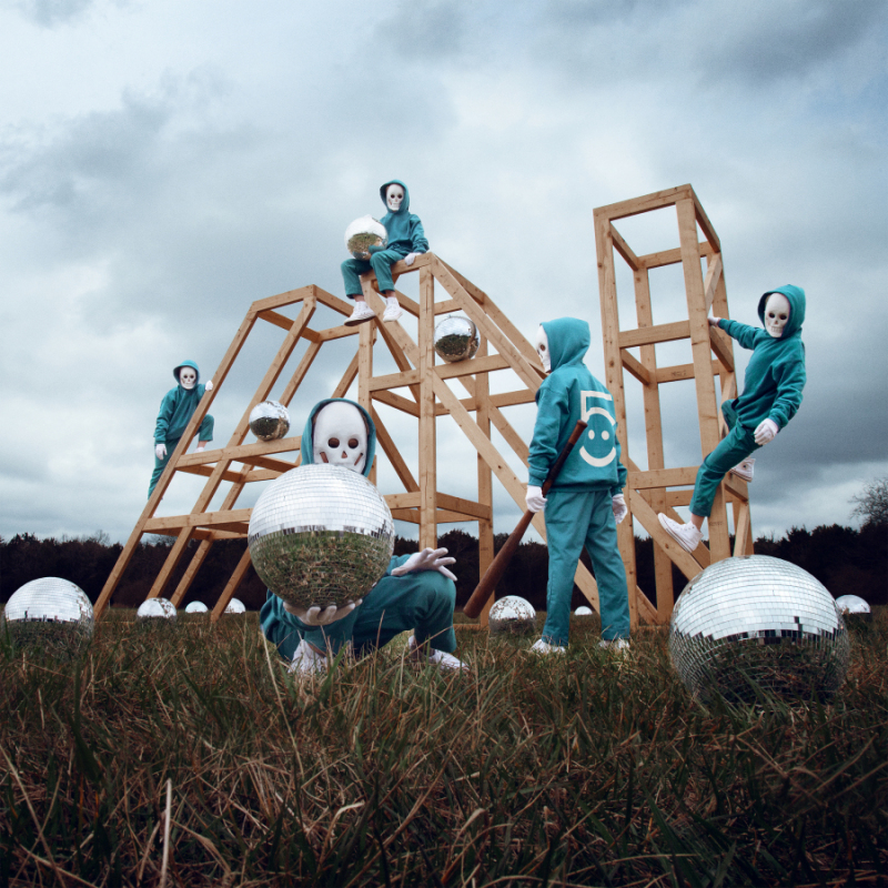 Awolnation  Announces New Album "THE PHANTOM FIVE", Releases New Single 'JUMP SIT STAND MARCH' 