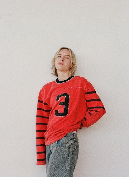 The Japanese House brengt single :) uit