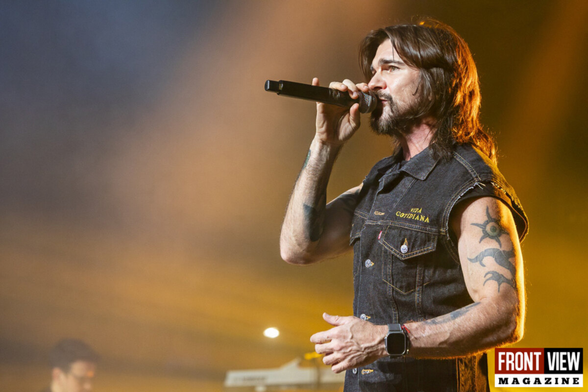 Juanes pops at The Roma