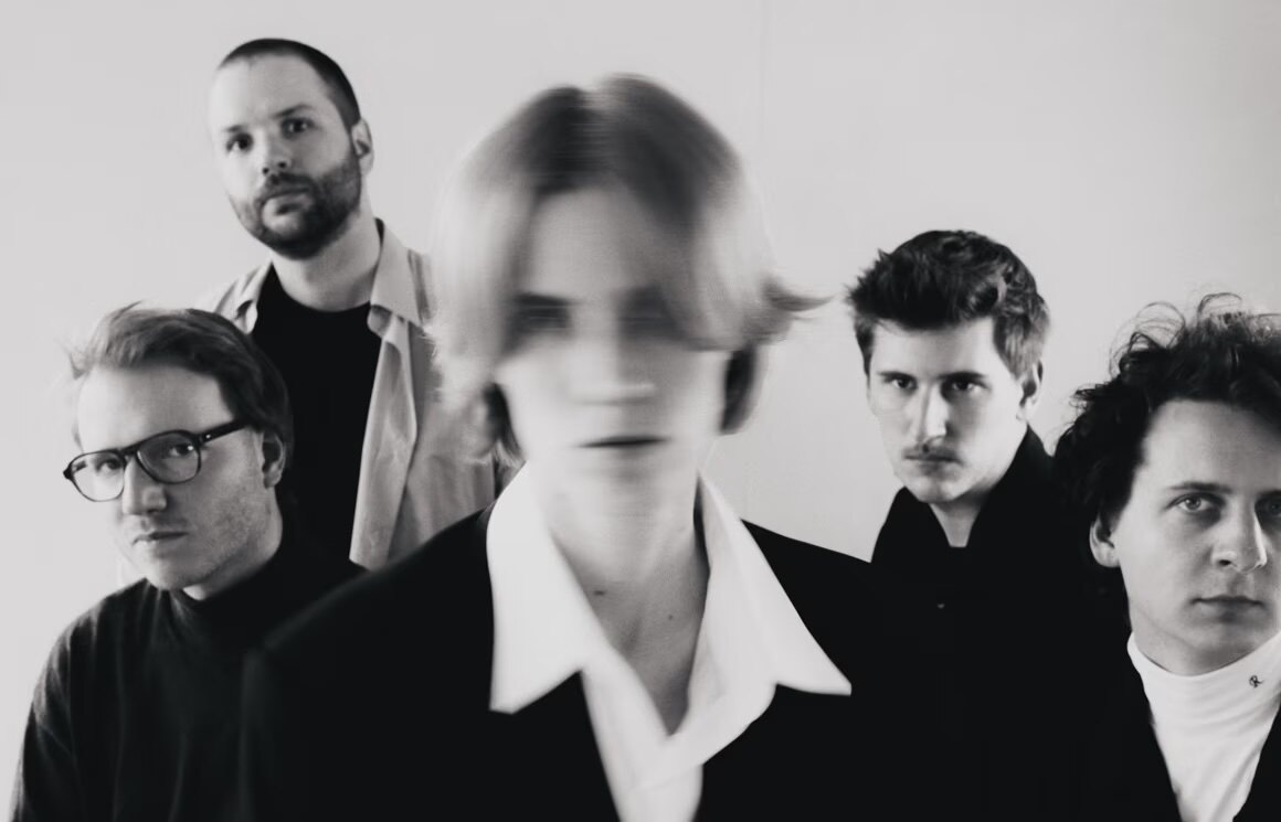 Whispering Sons speelt op donderdag 20 februari 2025 in De Vooruit