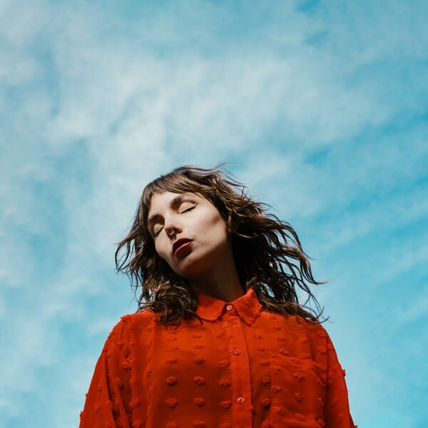 Gigi Gold’s Debut EP "Souvenirs" Is Out Now On Marshall Records And Reveals New Video "Hot Coals"