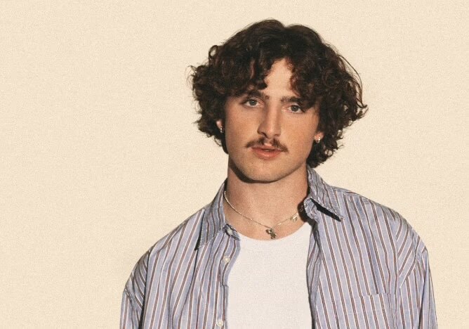Benson Boone speelt op zaterdag 2 november 2024 in Vorst Nationaal