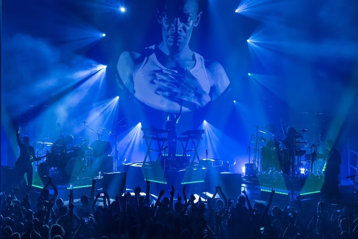 Faithless speelt op 12 december naar AFAS Live in Amsterdam