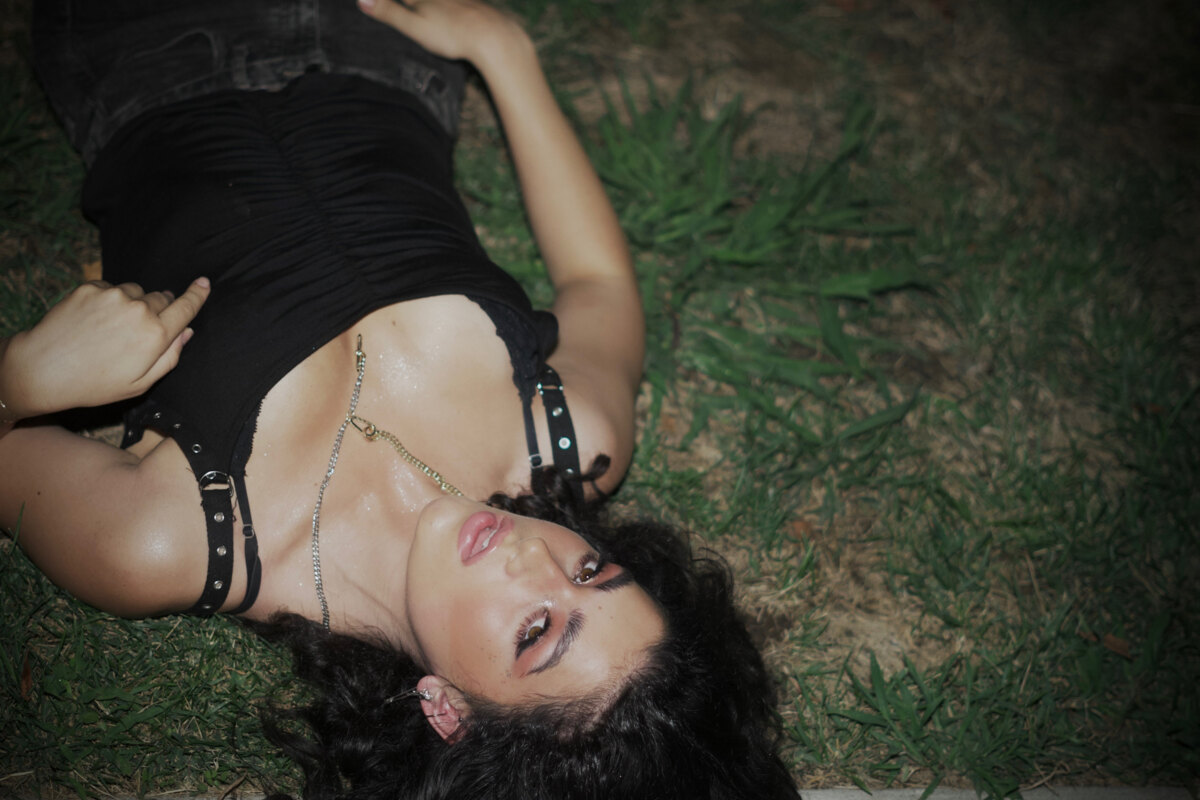 Caroline Romano Reveals New Single, "Body Bag"