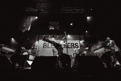Bleachers brengt live versie van Margaret uit