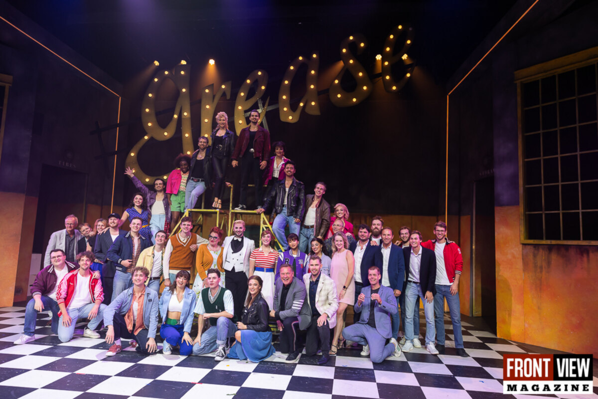 Na zinderende première is 'Grease' weer helemaal the word