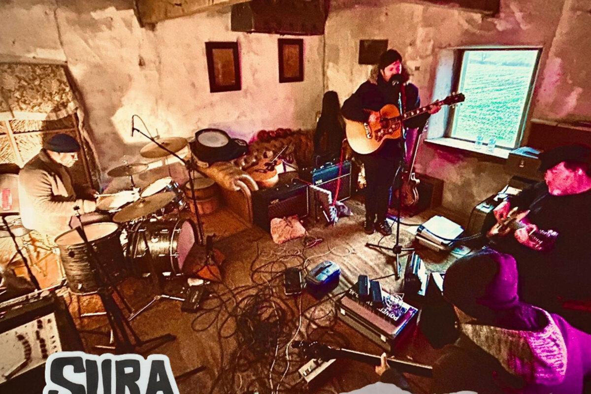 Sura Laynes Clean, crisp guitars and strong vocal harmonies 