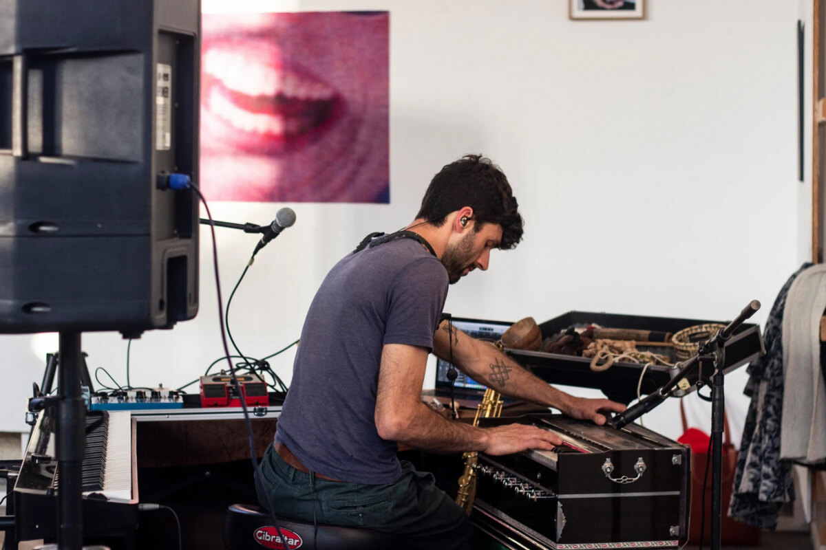 Multi-instrumentalist Sander Boury deelt single 'Mumbai'
