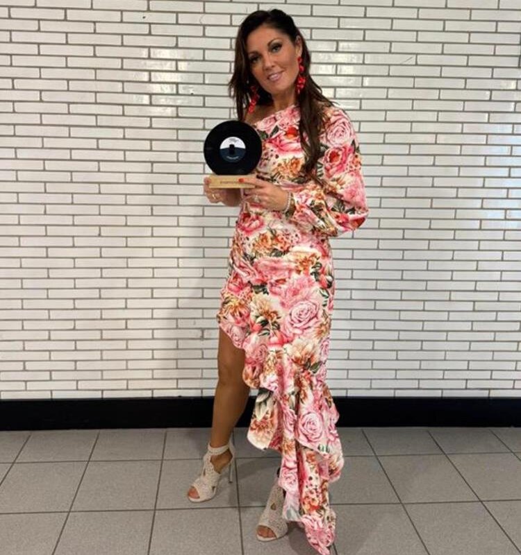 Belle Perez krijgt met ‘Enamorada’ een plekje in de Eregalerij