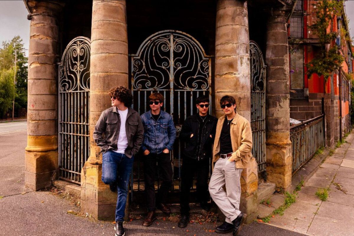 Take a ride with KEYSIDE and 'Rhianna, Please Don't Cry'