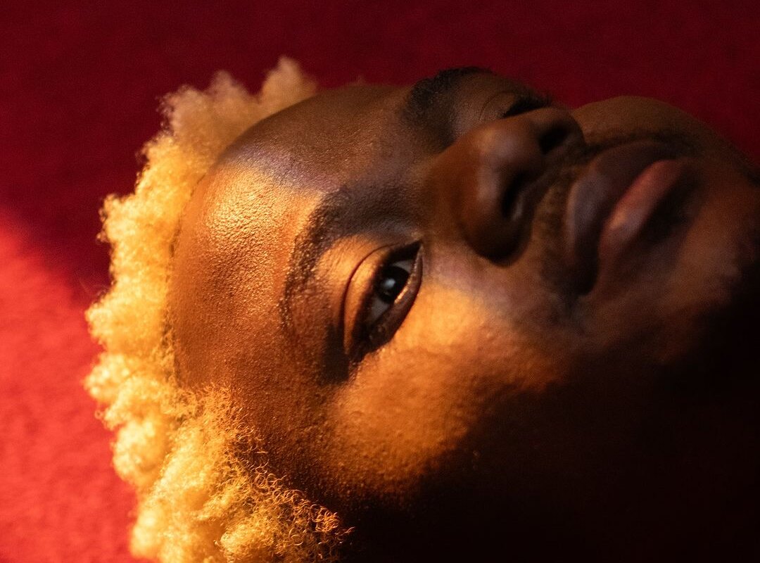 Godwin lanceert nieuwe single  "Blood For Blood"