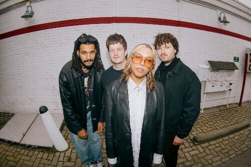 Tape Toy brengt single Shotgun uit