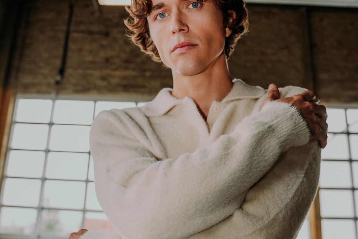 Ian Thomas kondigt nieuwe EP 'Veerkracht' aan