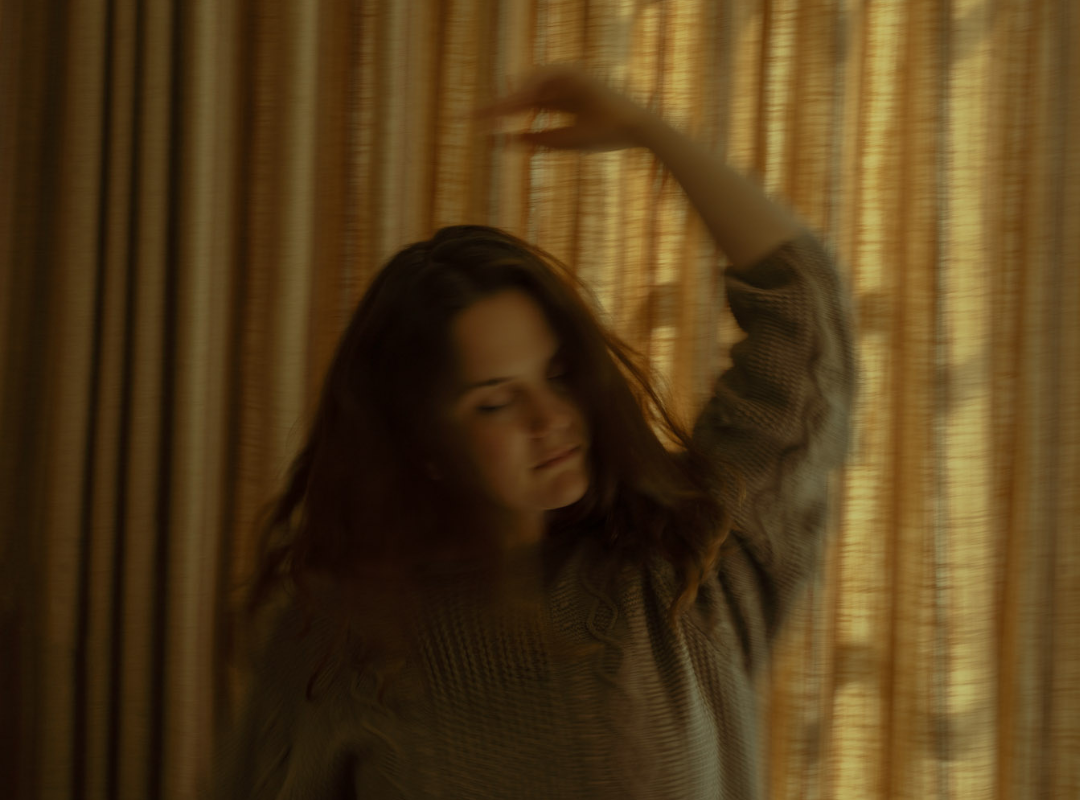 Laura Reznek Streams New Single ‘Endeavours’ Released 29th November 2024 via Mary Yelling Records