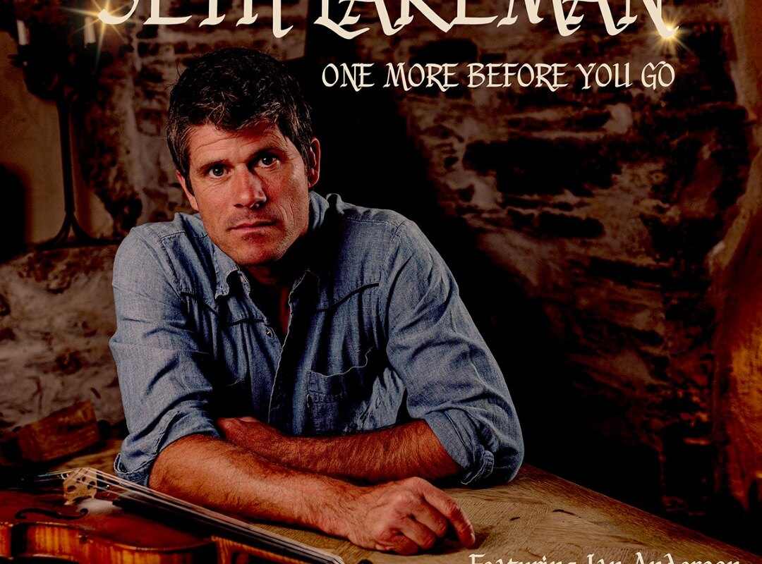 More festive cheer! Seth Lakeman, Ian Anderson & Ward Thomas Christmas collab 'One More Before You Go'