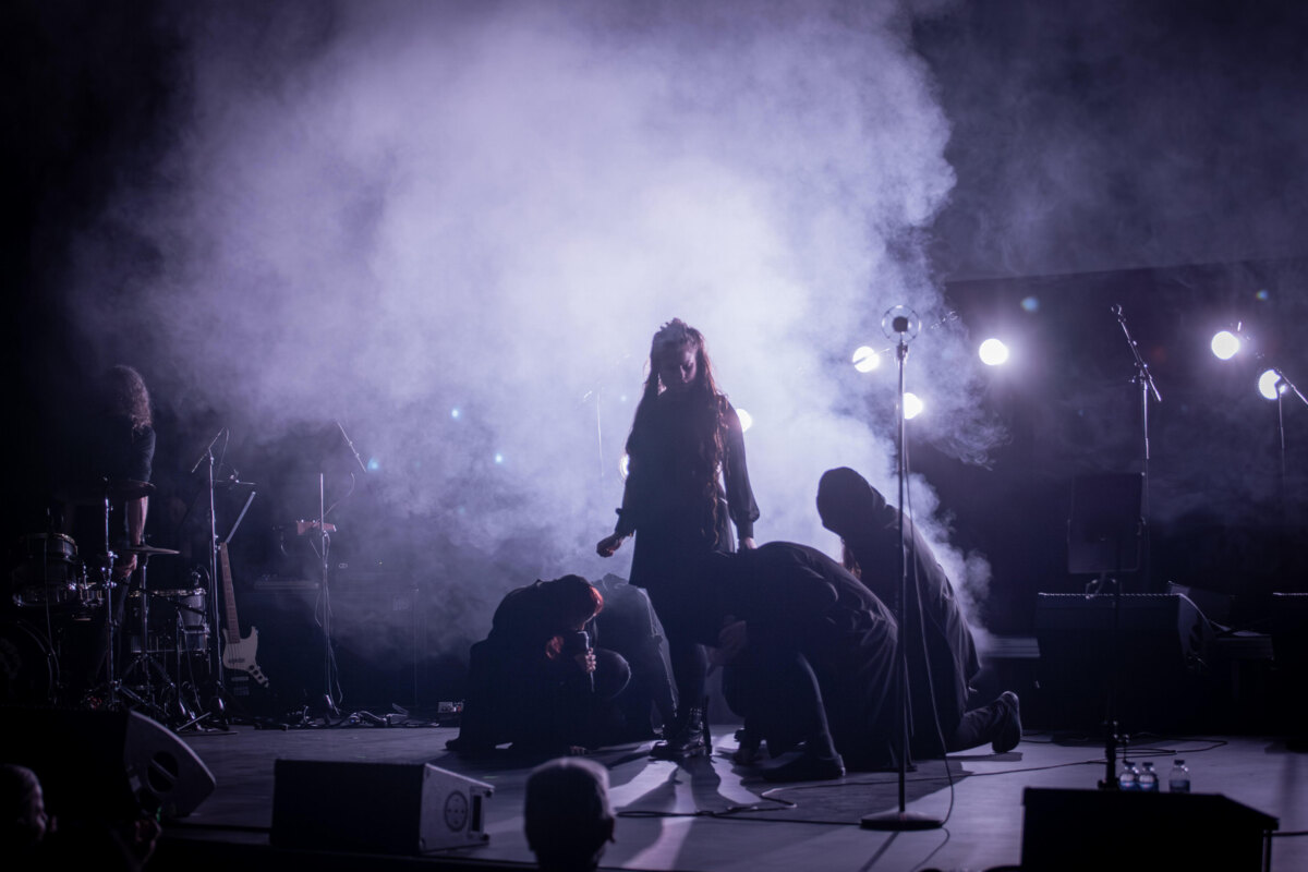 La Suspendida Live Premieres Exclusively on Vià93 TV in France for One Month