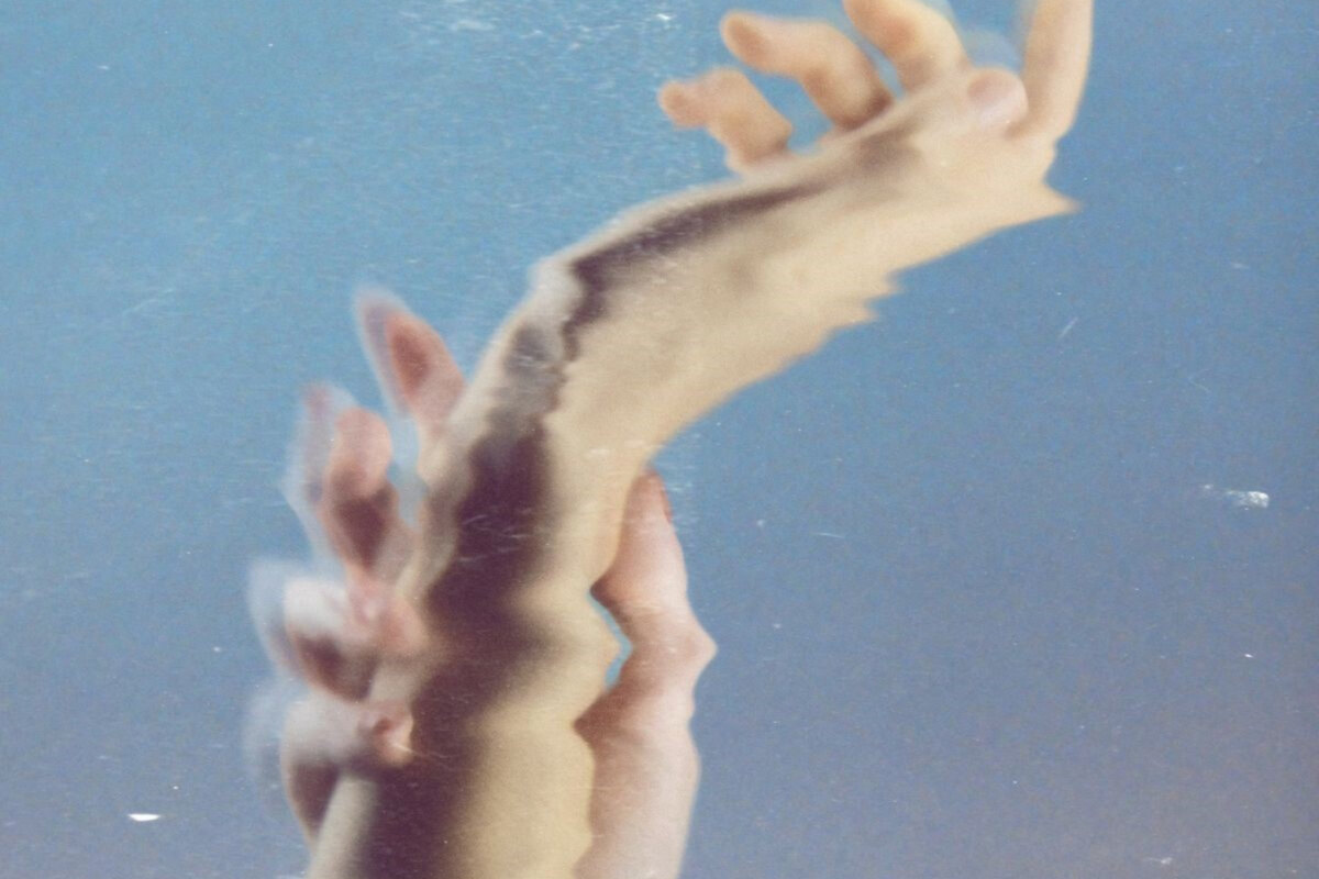 Hiqpy brengt debuutsingle Something uit