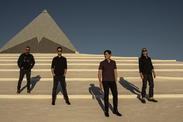 Jimmy Eat World keert terug naar AB in 2025