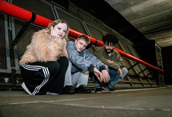 Alien Chicks Announce ‘Forbidden Fruit’ EP Set For Release May 9th Via Hideous Mink Records & SO Recordings; Brand New Single ‘Donkeyhead’ Out Today