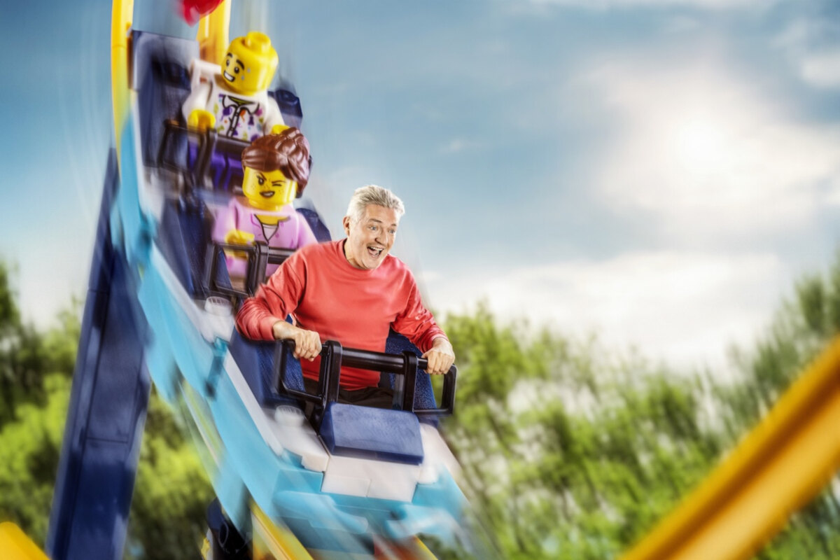 Van het chocolademuseum tot de Efteling: 8 duo’s strijden op iconische locaties in vernieuwde LEGO MASTERS Out of the Box