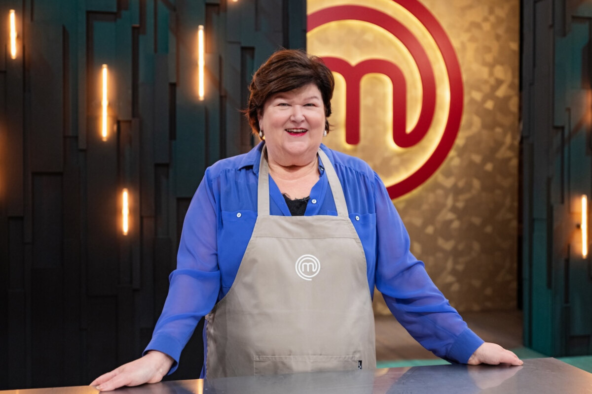 Achter De Schermen lost nieuwe bekende deelnemer uit Celebrity MasterChef Vlaanderen: “Iemand uit de hoogste politieke echelons.”