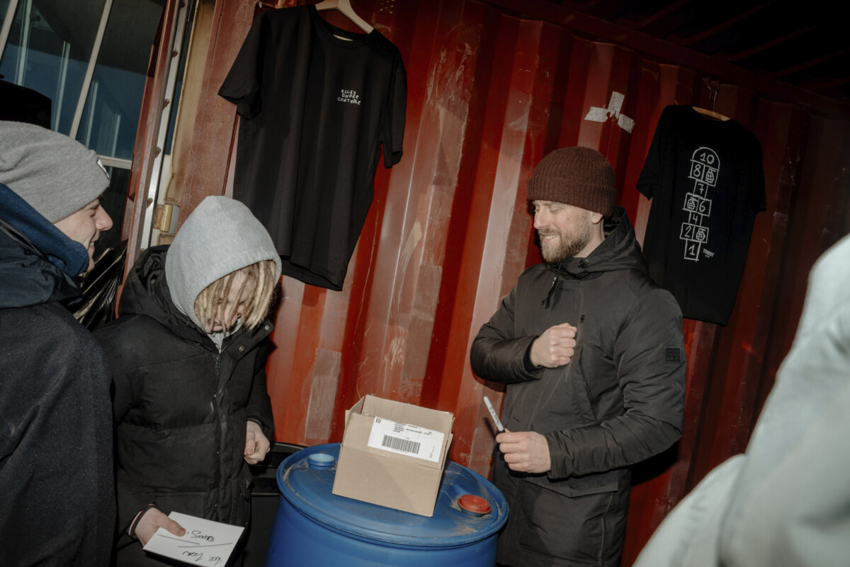 Dit was de pop-up store van Tourist LeMC!