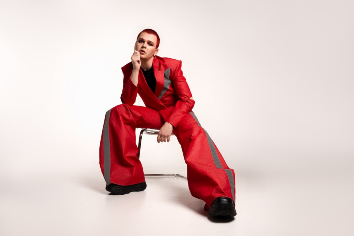 Red Sebastian lost videoclip van Songfestival-nummer 'Strobe lights'  