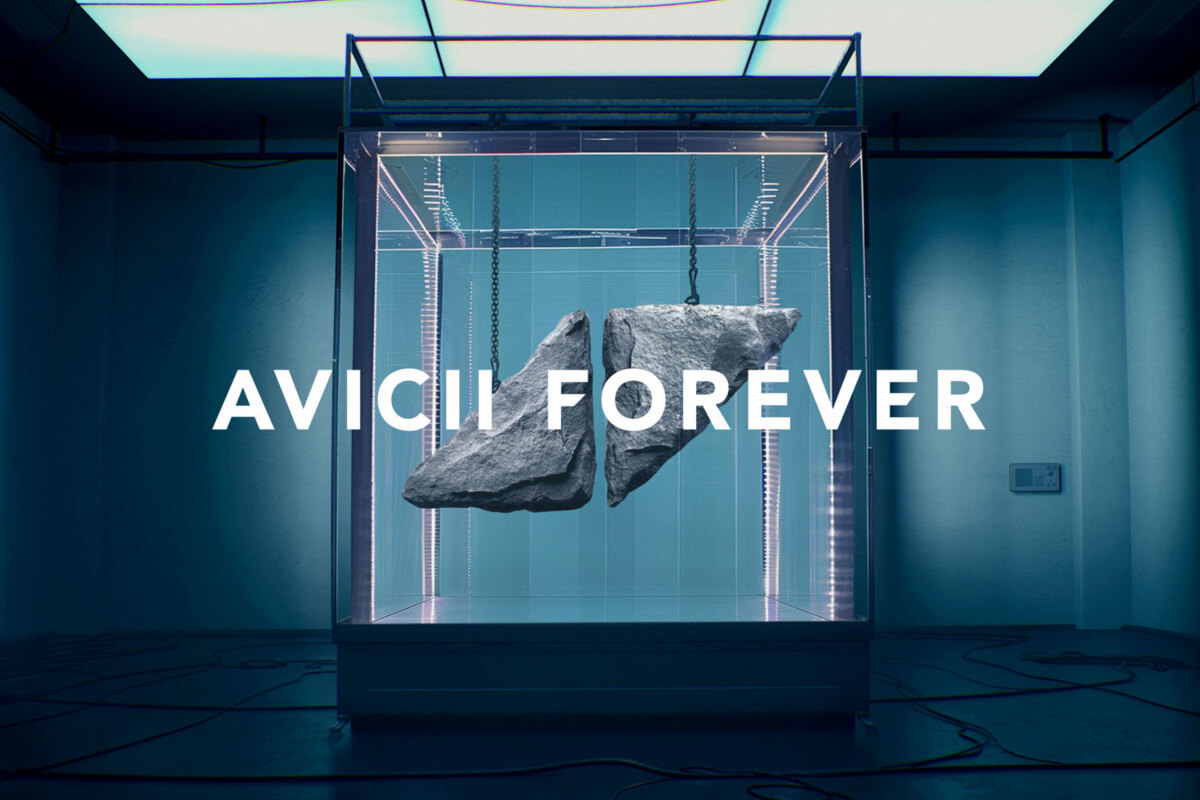 The Best Of “Avicii  forever ”, featuring Avicii's greatest hits, will be released on May 16th!