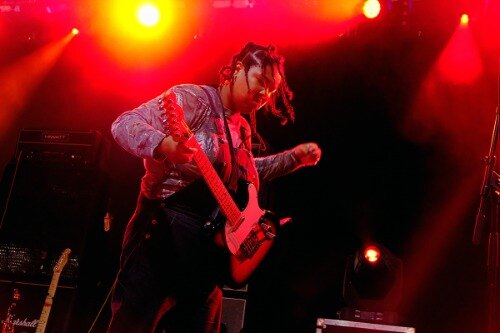Divide and Dissolve brengt album insatiable uit