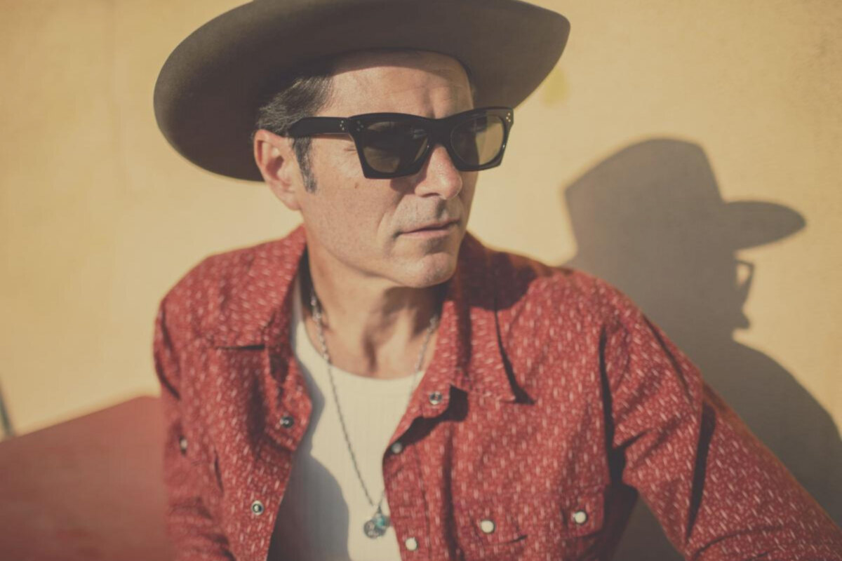 Johnny Stachela, Allman Betts Band guitarist unveils new single "Pills & Liquor"