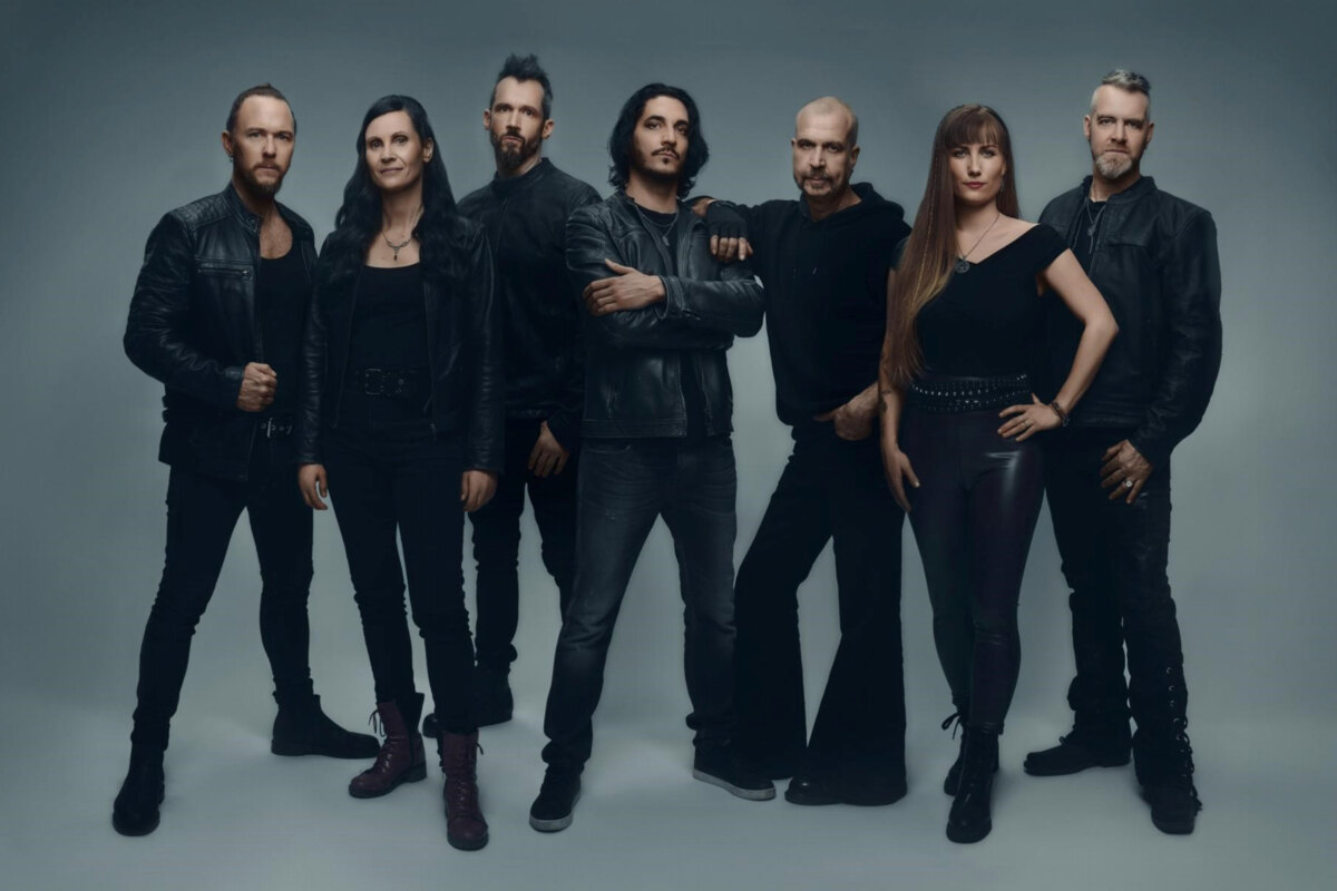 Schandmaul Release New Single “In der Hand” + Official Music Video!