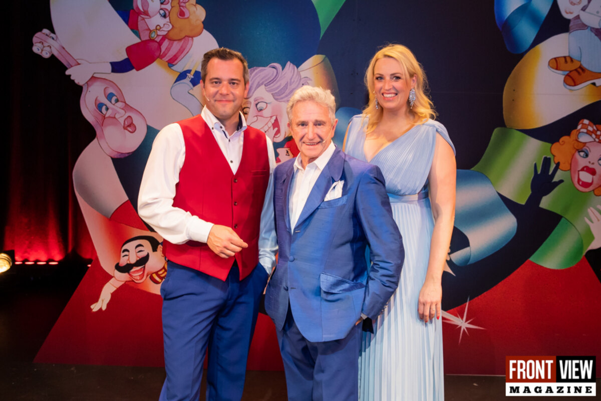 Jan Van Dyke neemt afscheid in stijl: feestelijke première ‘Open & Bloot’