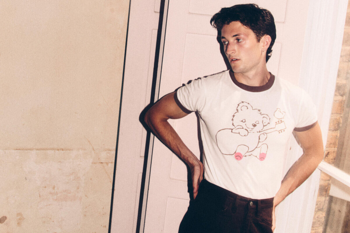 Henry Moodie releases "sunday morning"