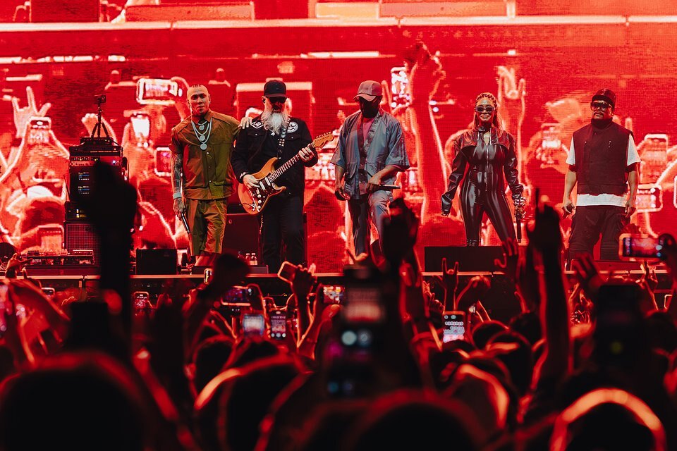 Black Eyed Peas, Meduza, Bayou perform at summer closing events this weekend by MDLBEAST
