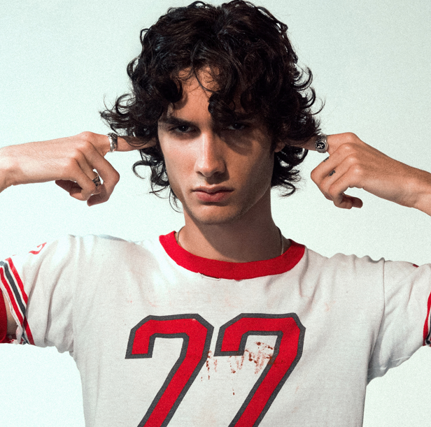 Sombr lanceert single I Barely Know Her